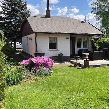 Gemuetlicher Bungalow In Cottbus - Sielow Exteriör bild